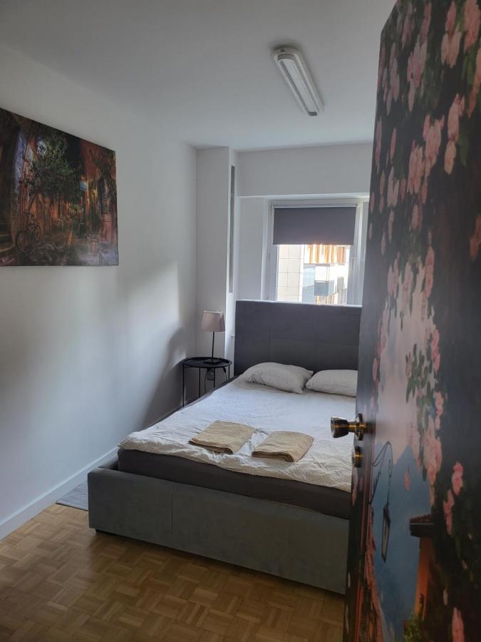 Studio Zelazna Rooms Near Old Town Warszawa Eksteriør billede