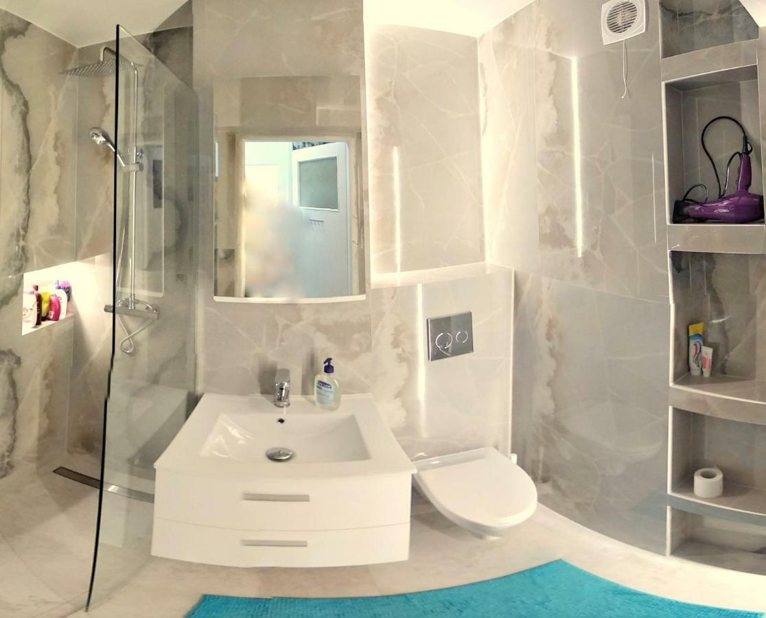 Studio Zelazna Rooms Near Old Town Warszawa Eksteriør billede